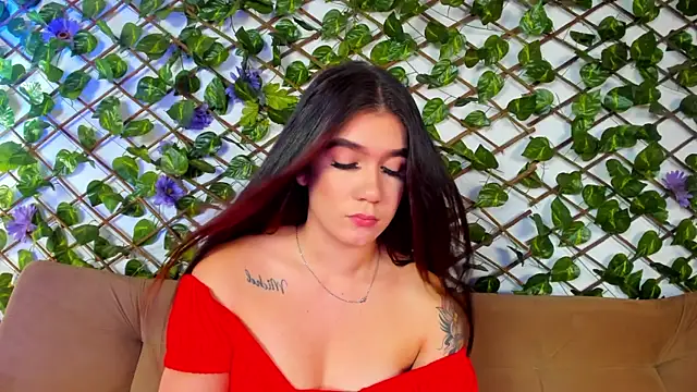 Snapshot of kloe_bella chatting on 09.15.25 kloe bella online show from 09.15.25