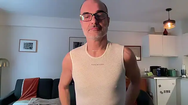 Milkywaymen online show from 03.13.26