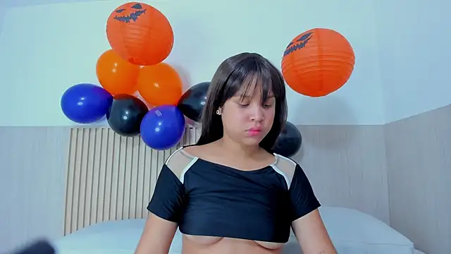 alena brown  online show from 11.01.25