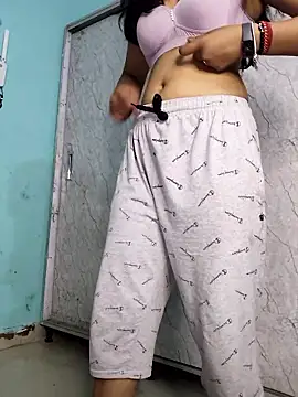 Nisha cam12 online show from 10.05.25