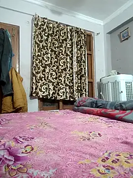 vardh033 online show from 02.04.26