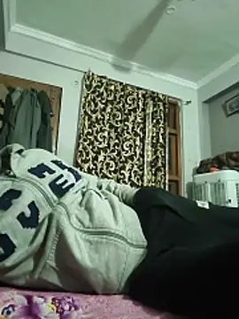 vardh033 online show from 02.17.26