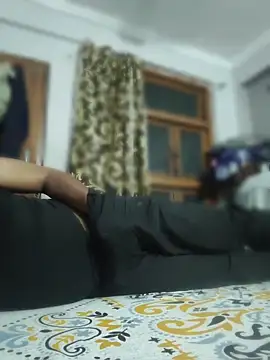 vardh033 online show from 04.02.26