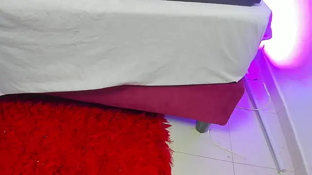 Snapshot of lightboy0 chatting on 11.11.25 lightboy0 online show from 11.11.25