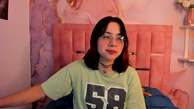 Nixielee   online show from 09.13.25