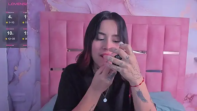 Nixielee   online show from 09.16.25