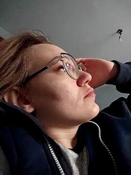 AlisaWyn online show from 01.18.26