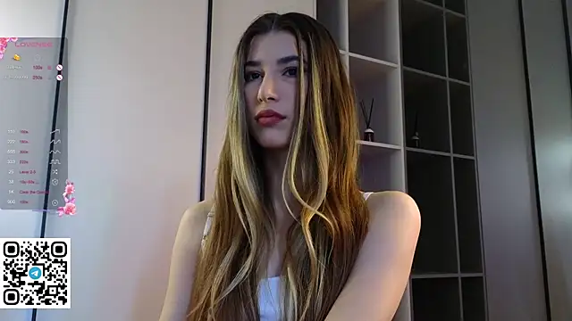 Quinavelle online show from 10.12.25