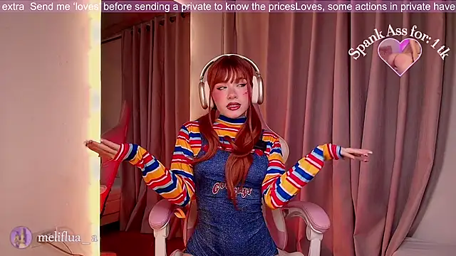 Snapshot of Melifluaa chatting on 10.16.25 Melifluaa online show from 10.16.25