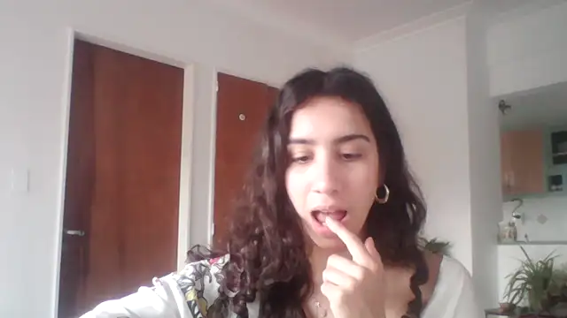 Snapshot of Souphicherry chatting on 10.12.25 Souphicherry online show from 10.12.25