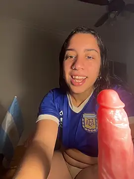 Snapshot of Souphicherry chatting on 06.19.26 Souphicherry online show from 06.19.26