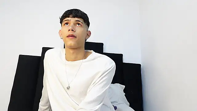 alexmark  online show from 09.26.25