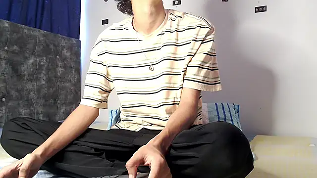 alexmark  online show from 04.21.26