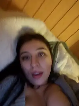 Snapshot of caronicole77 chatting on 09.12.25 caronicole77 online show from 09.12.25