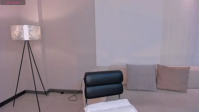 BonnyRose online show from 10.08.25