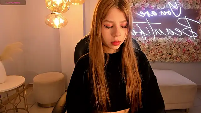 Snapshot of TiffannySins chatting on 03.01.26 TiffannySins online show from 03.01.26