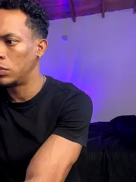 Snapshot of RickKrong_ chatting on 09.09.25 RickKrong online show from 09.09.25