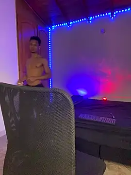 Snapshot of RickKrong_ chatting on 09.16.25 RickKrong online show from 09.16.25