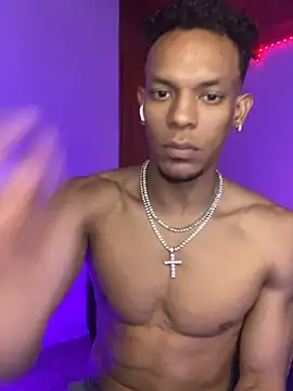 Snapshot of RickKrong_ chatting on 10.08.25 RickKrong online show from 10.08.25