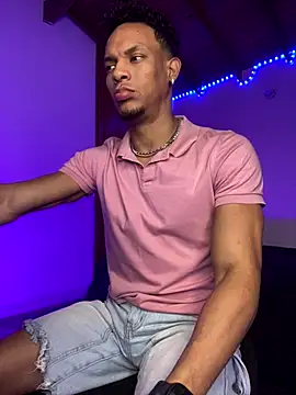 Snapshot of RickKrong_ chatting on 10.14.25 RickKrong online show from 10.14.25