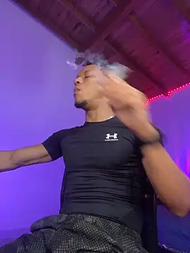 Snapshot of RickKrong_ chatting on 11.04.25 RickKrong online show from 11.04.25