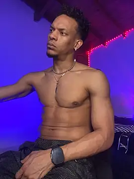 Snapshot of RickKrong_ chatting on 11.07.25 RickKrong online show from 11.07.25