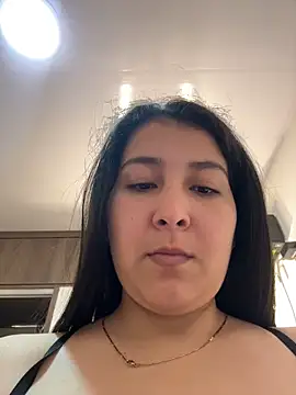 Snapshot of evelyn_1702 chatting on 04.23.26 evelyn 1702 online show from 04.23.26