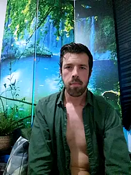 Snapshot of welcome-to-the-jungle chatting on 10.18.25 welcome-to-the-jungle online show from 10.18.25