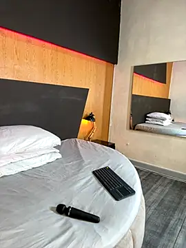 Snapshot of Alexia__cox chatting on 10.05.25 Alexia cox online show from 10.05.25