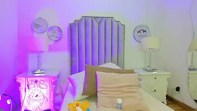 Alison Carde05 online show from 02.16.26