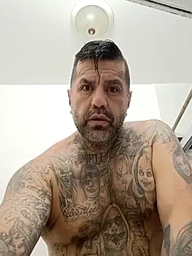 Snapshot of Fatboy909 chatting on 04.12.26 Fatboy909 online show from 04.12.26