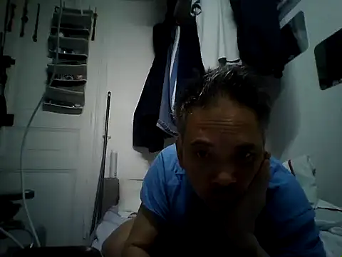 Snapshot of masculado69 chatting on 11.13.25 masculado69 online show from 11.13.25