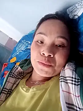 Milan6789 online show from 11.03.25