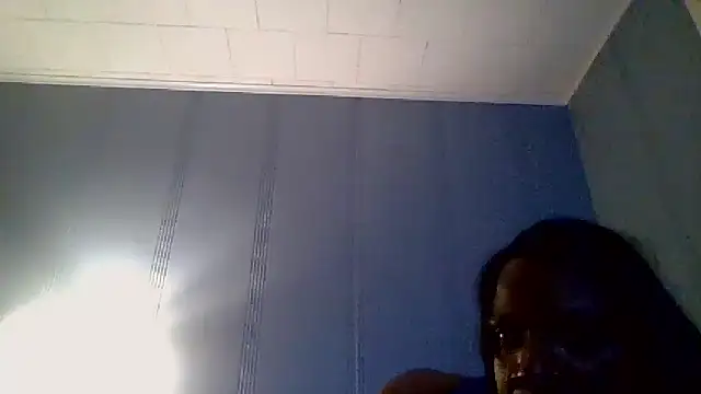 Snapshot of TsAssiddee chatting on 09.22.25 TsAssiddee online show from 09.22.25