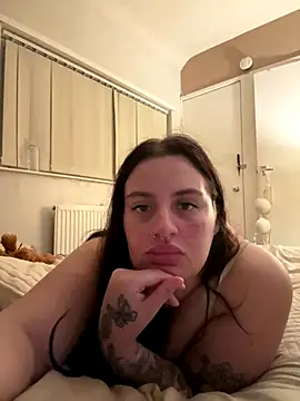 Victoriasteel online show from 11.04.25