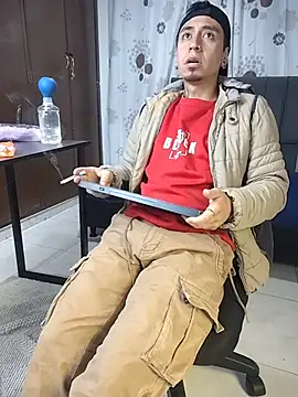 Snapshot of abnerdam01 chatting on 11.04.25 abnerdam01 online show from 11.04.25