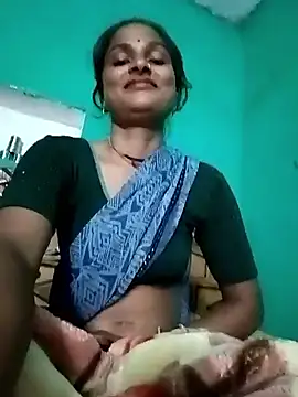 Snapshot of Sapna9685 chatting on 11.04.25 Sapna9685 online show from 11.04.25