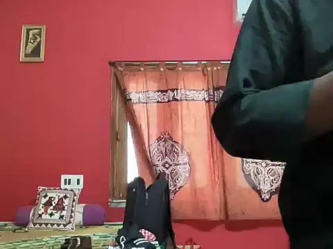 Snapshot of Rajagsmi98 chatting on 10.01.25 Rajagsmi98 online show from 10.01.25