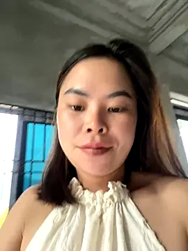 Snapshot of han-cute chatting on 09.14.25 han-cute online show from 09.14.25