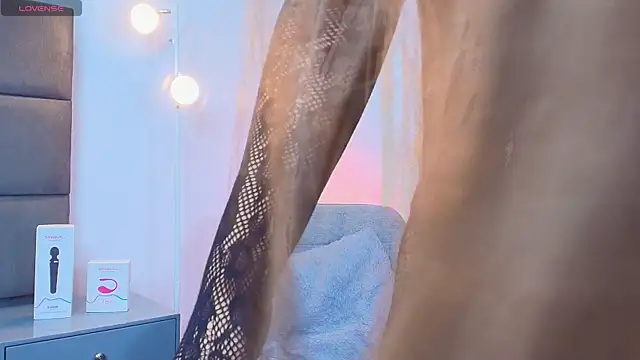 Slenna Moon online show from 04.02.26