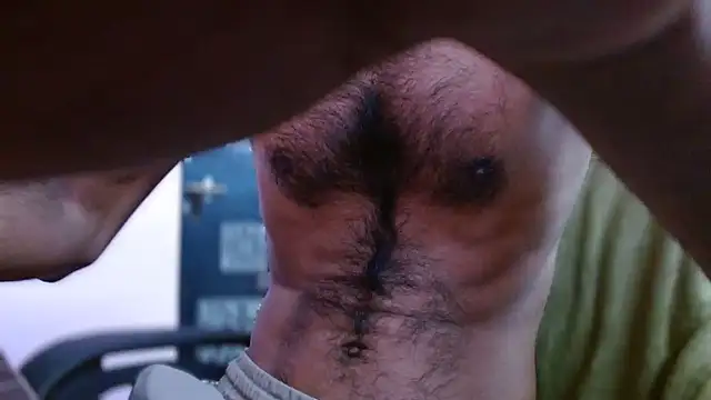 Snapshot of funndudd chatting on 11.04.25 funndudd online show from 11.04.25