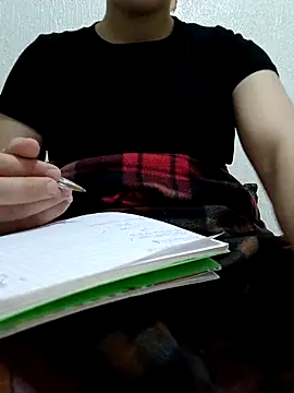 Ahalm online show from 10.06.25