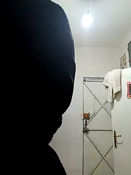 Snapshot of Ahalm chatting on 02.25.26 Ahalm online show from 02.25.26