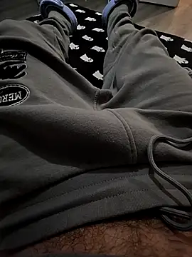 Naughty-Jordyns-Dick online show from 11.10.25