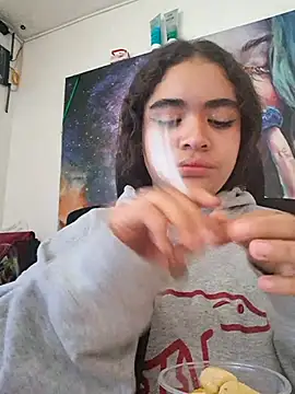 Snapshot of KENDALL_ART chatting on 02.18.26 KENDALL ART online show from 02.18.26