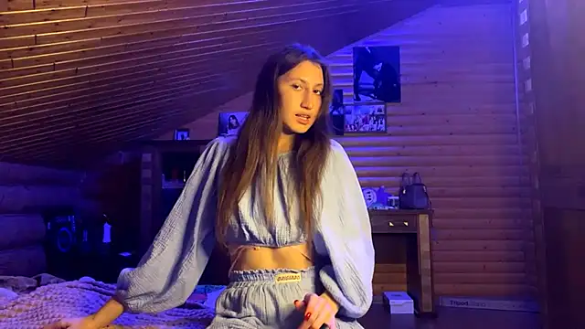 Shyselly online show from 09.12.25