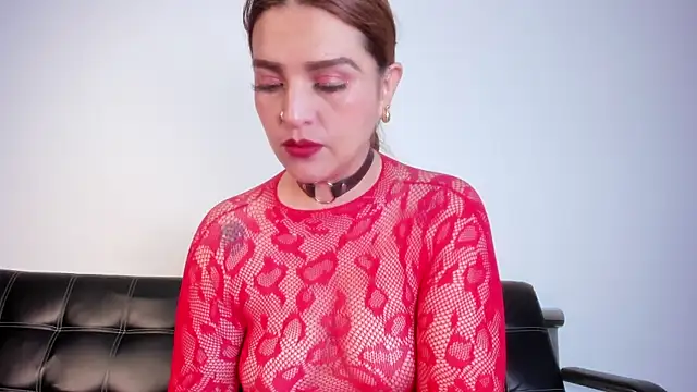 Snapshot of Skylar__Desire chatting on 09.13.25 Skylar Desire online show from 09.13.25