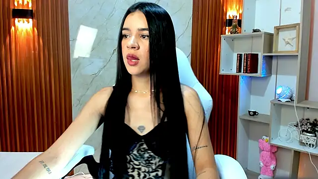 MeganLara online show from 09.19.25