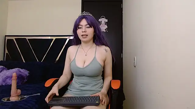 Snapshot of issa_voss chatting on 02.01.26 issa voss online show from 02.01.26