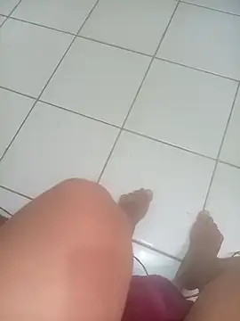 Snapshot of Ravena2290 chatting on 09.18.25 Ravena2290 online show from 09.18.25